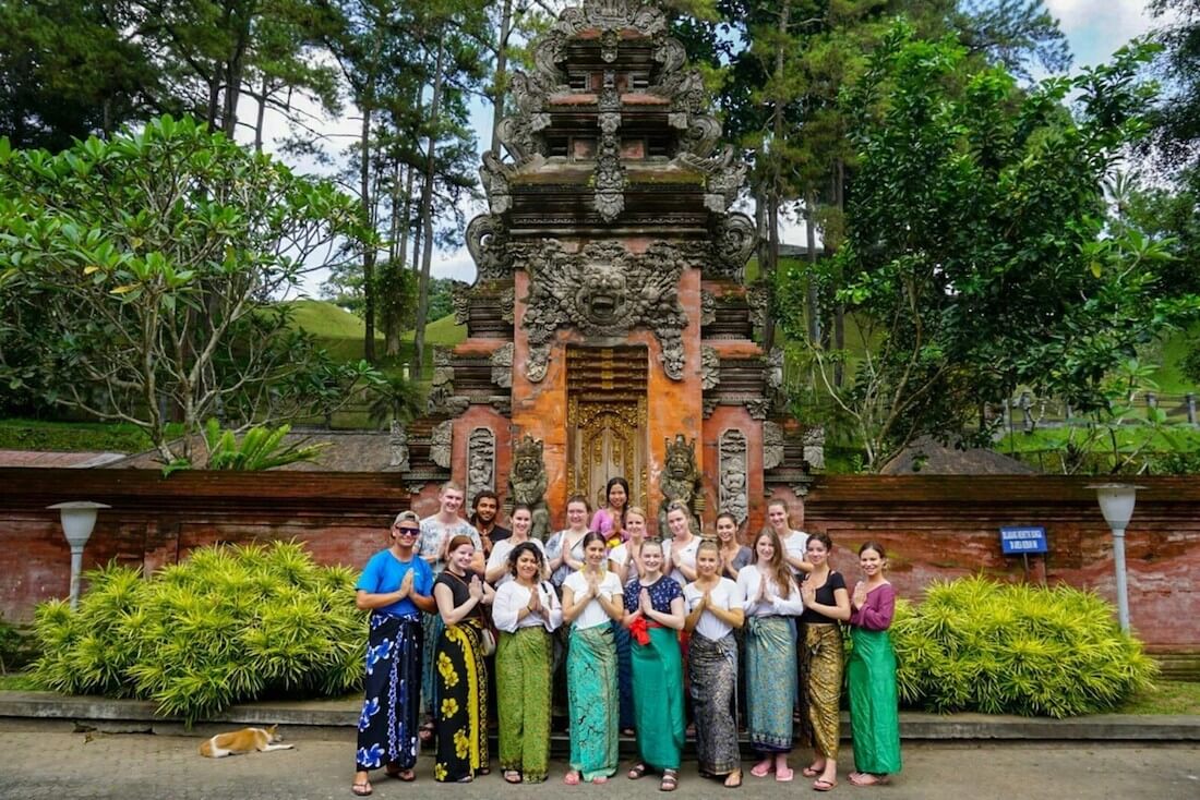 Bali_Participants in Bali style Bali Participants in Bali style